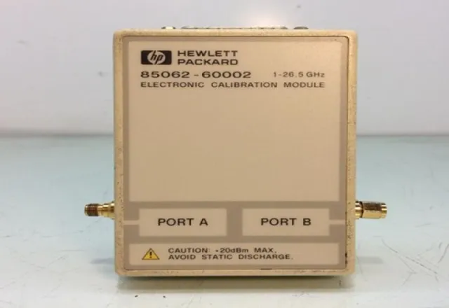 Alquiler de Módulo de calibración electrónica HP 85062A, 1 a 26,5 GHz, 3,5 mm